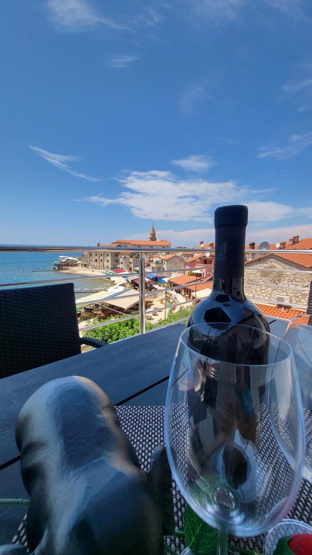 Apartman Dora With Sea View And Terrace Ουμάγκ Εξωτερικό φωτογραφία